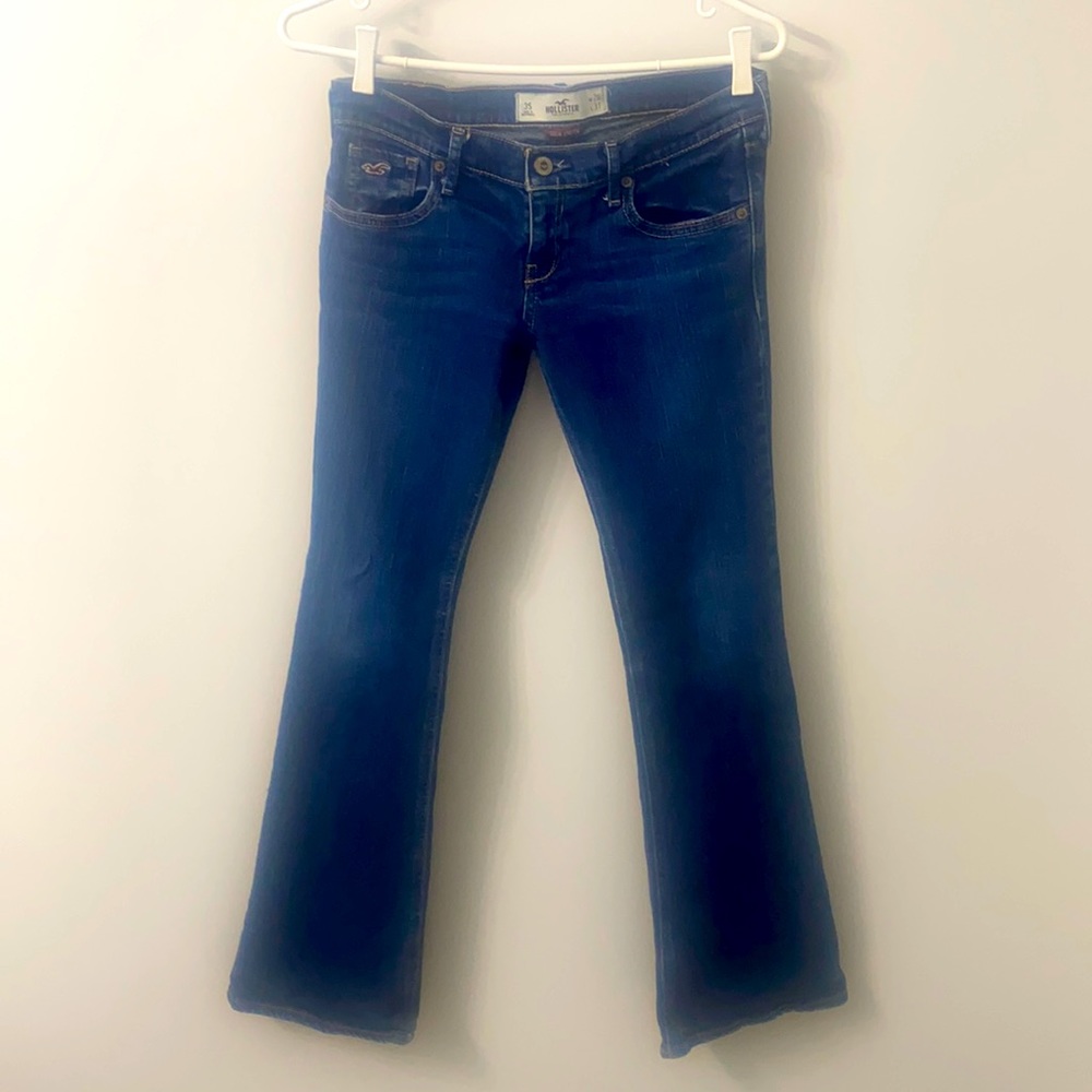 SoCal Stretch. Cali flare. W26, L31. Size 3S.